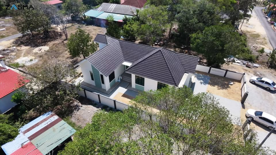 Bayangkan… anda melangkah masuk ke rumah yang direka khas ikut citarasa sendiri, dibina atas tanah m...